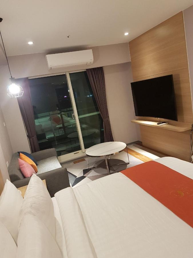 Bentley Hotel Zhongli Exterior photo