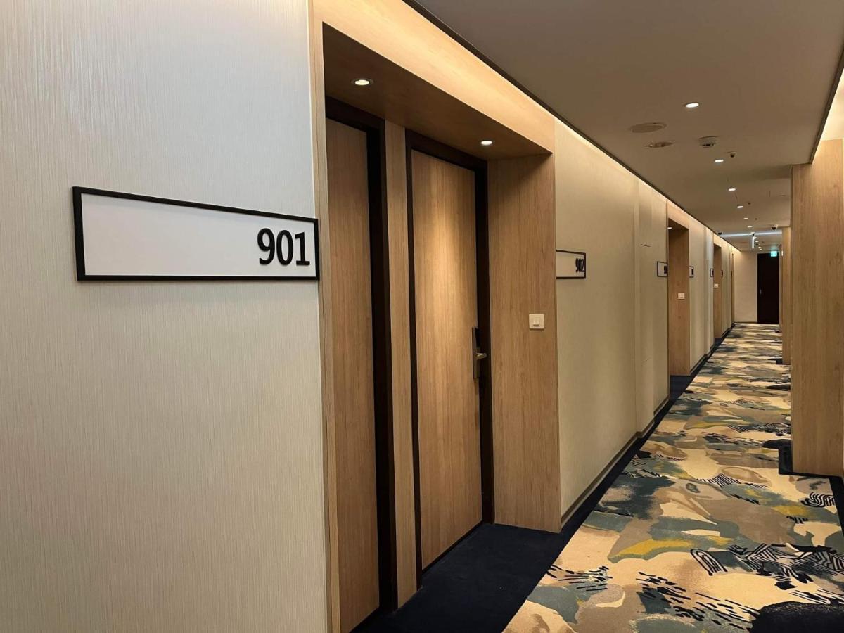 Bentley Hotel Zhongli Exterior photo