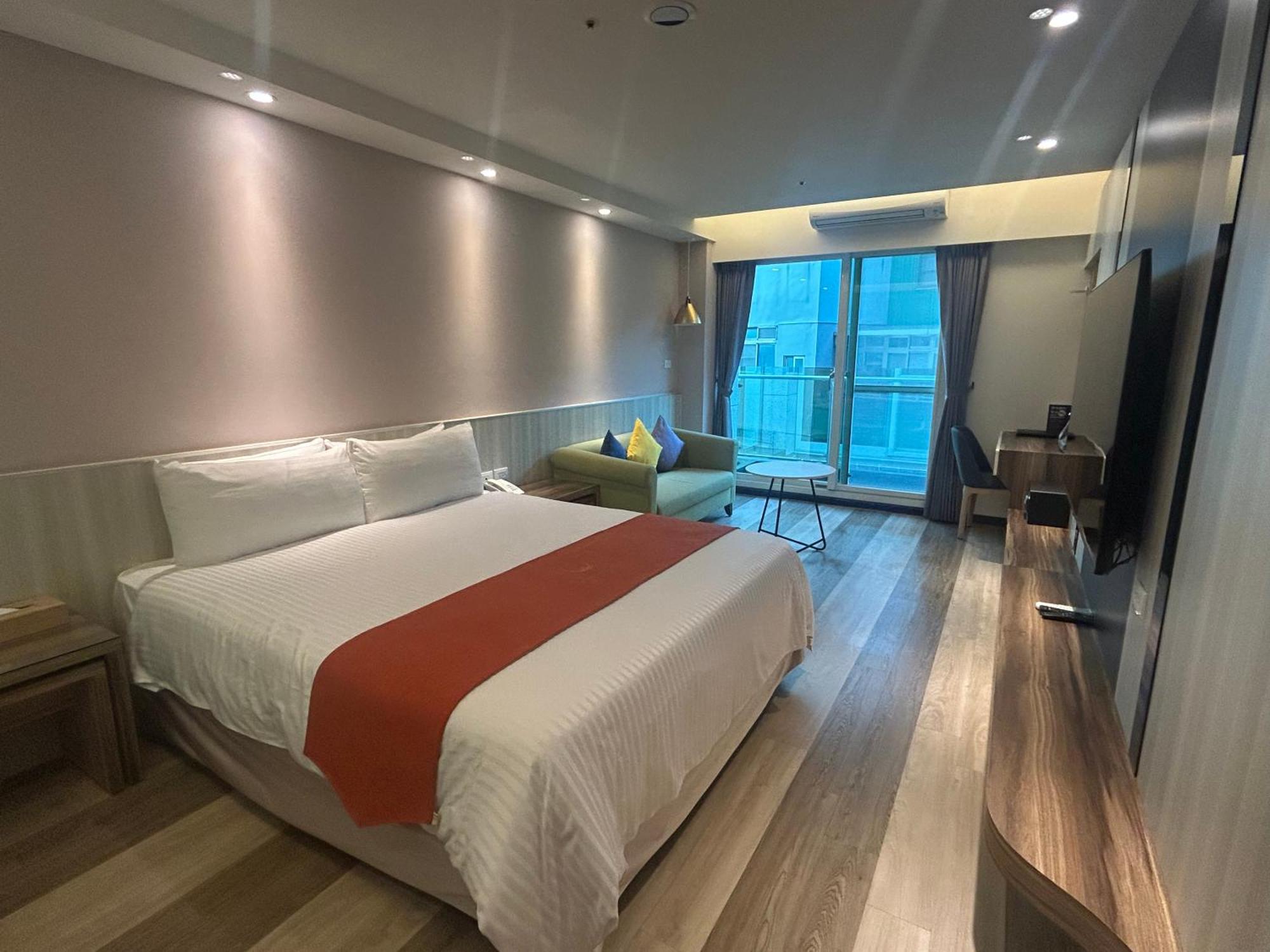 Bentley Hotel Zhongli Exterior photo